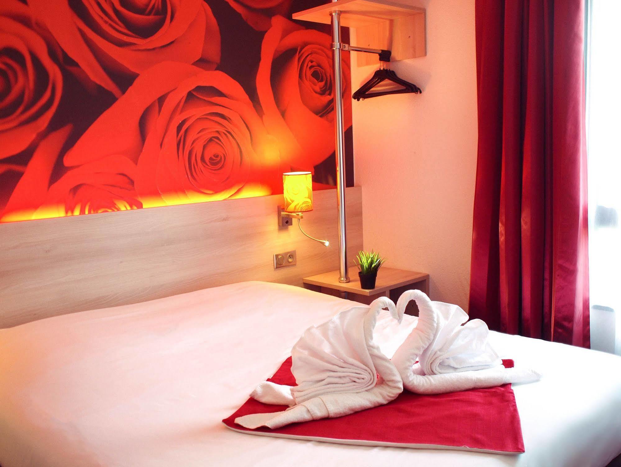 Hotel Inn Design Resto Novo Challans Esterno foto