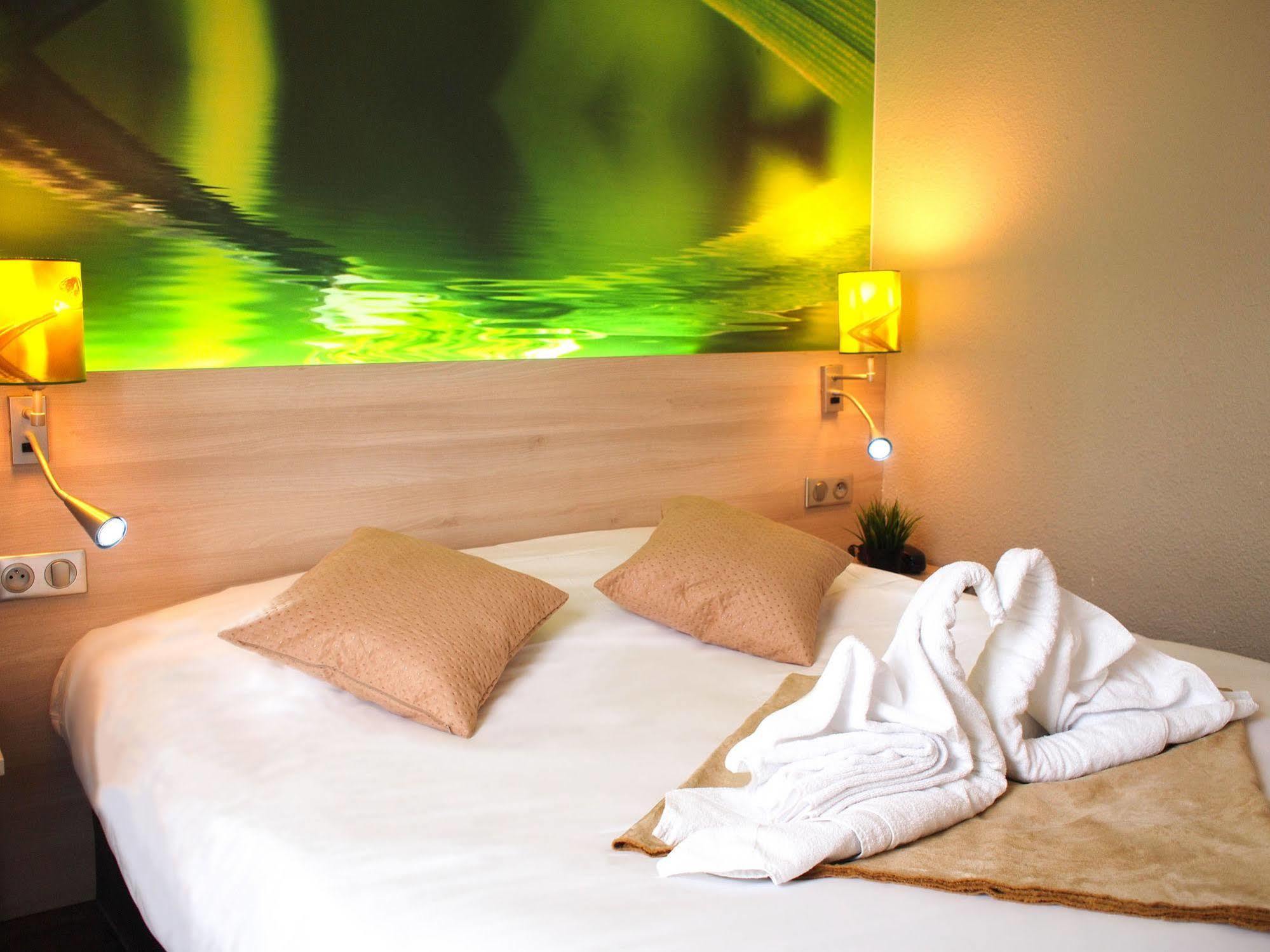 Hotel Inn Design Resto Novo Challans Esterno foto