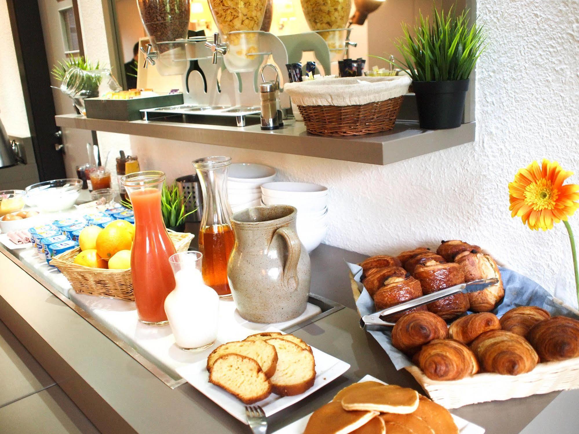 Hotel Inn Design Resto Novo Challans Esterno foto